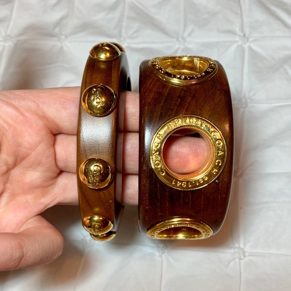 Wooden Coach Bangle Set - Picture 3 of 6